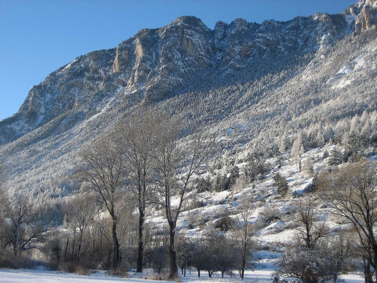 Chambres D'Hotes La Pierre D'Oran LʼArgentière-la-Bessée Oda fotoğraf
